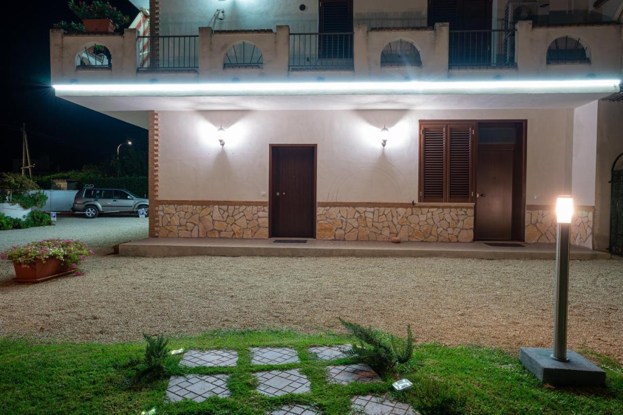 Arcobaleno Apartment Fondi Exterior photo